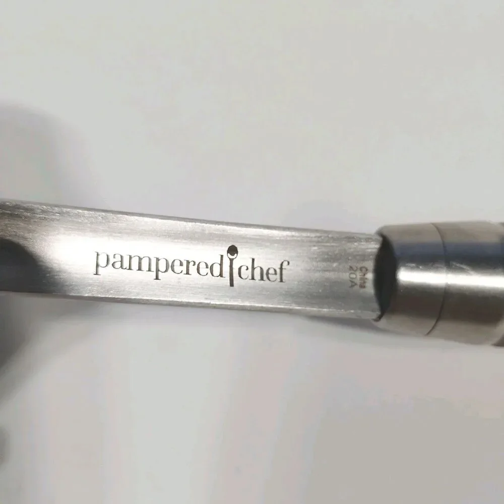 Pampered Chef Nylon Straining Ladle with Stainless Handle Kitchen Utensil